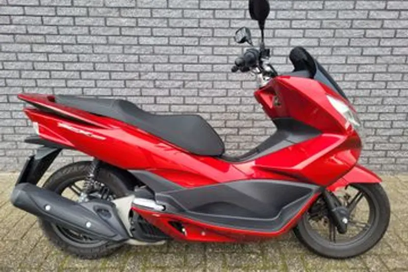 Honda PCX 150 (2016)