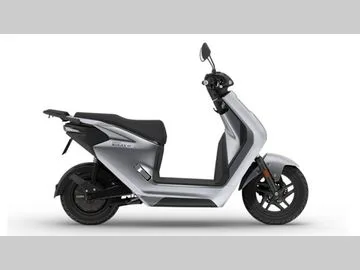 Honda EM1 E (2026) — foto 1