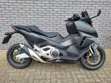 Honda NSS 750 Forza (2023) — foto 1