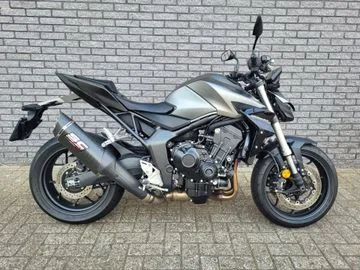 Honda CB 1000 Hornet (2025) — foto 1
