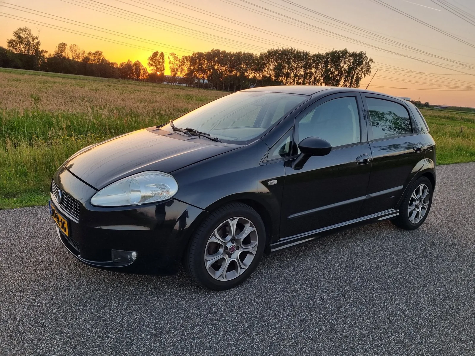 Fiat Grande Punto (2008) — foto 1