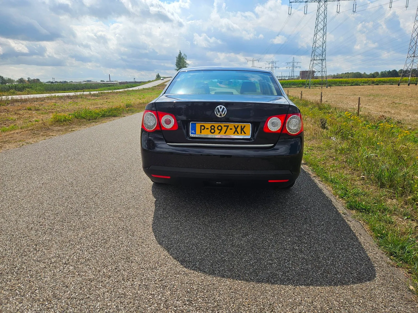 Volkswagen Jetta (2008) — foto 1