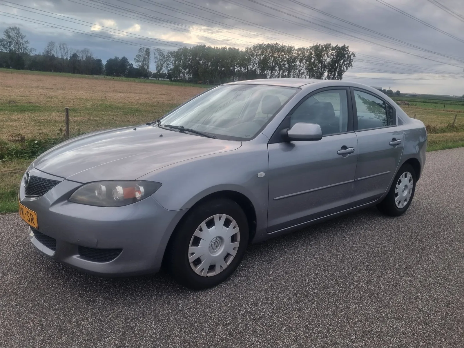 Mazda 3 (2004) — foto 1