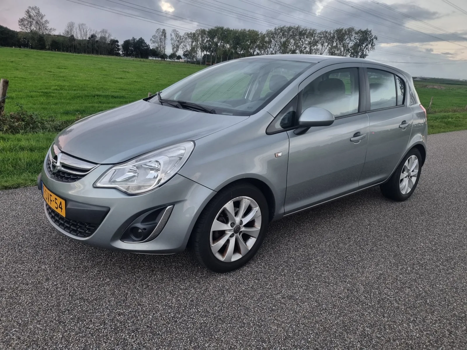 Opel Corsa (2012) — foto 1