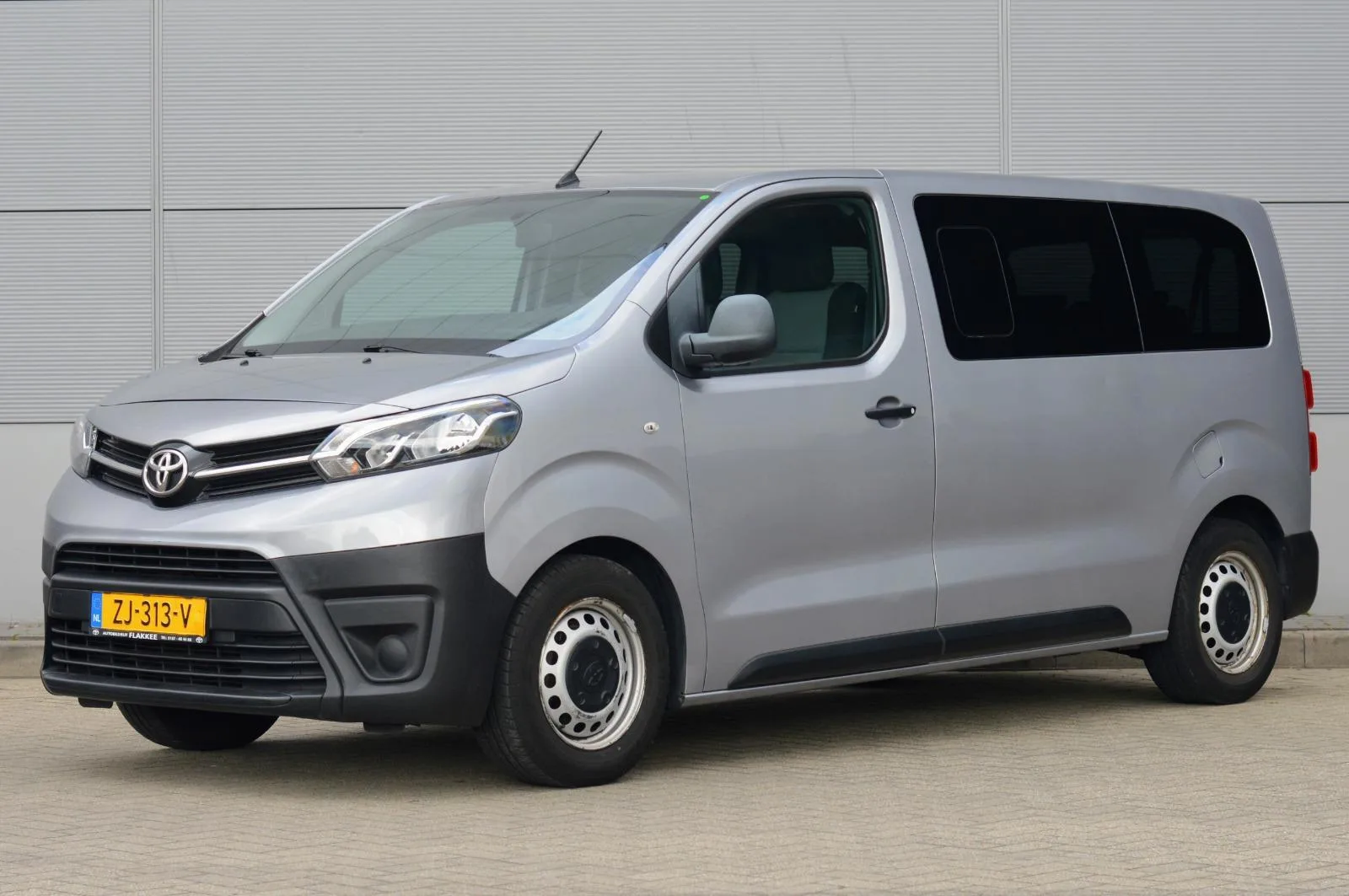 Toyota ProAce Shuttle (2019) — foto 1