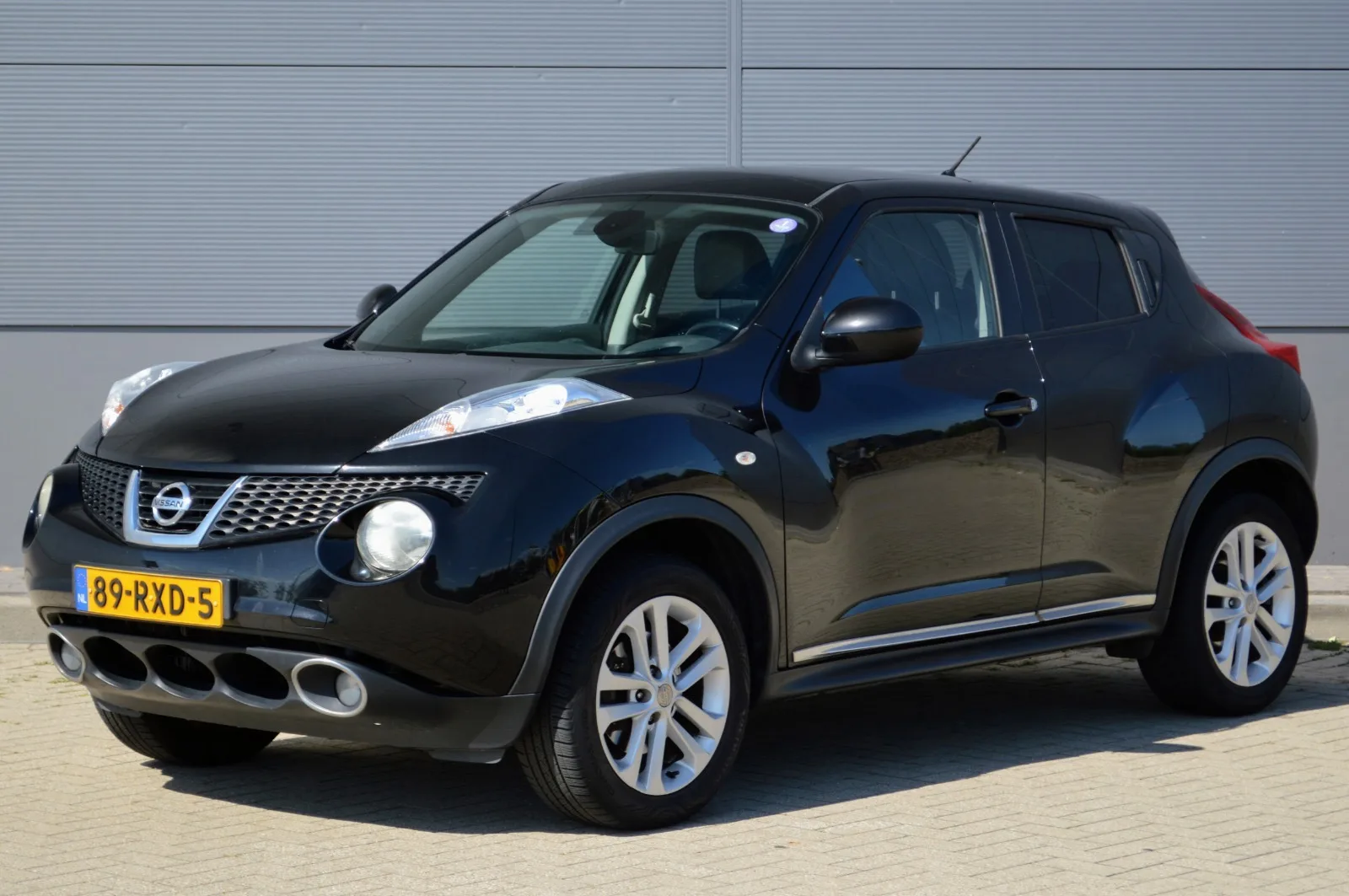 Nissan Juke (2011) — foto 1