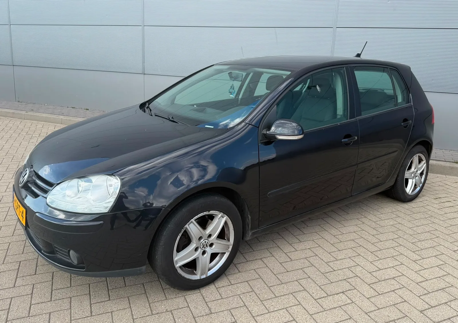 Volkswagen Golf (2008) — foto 1