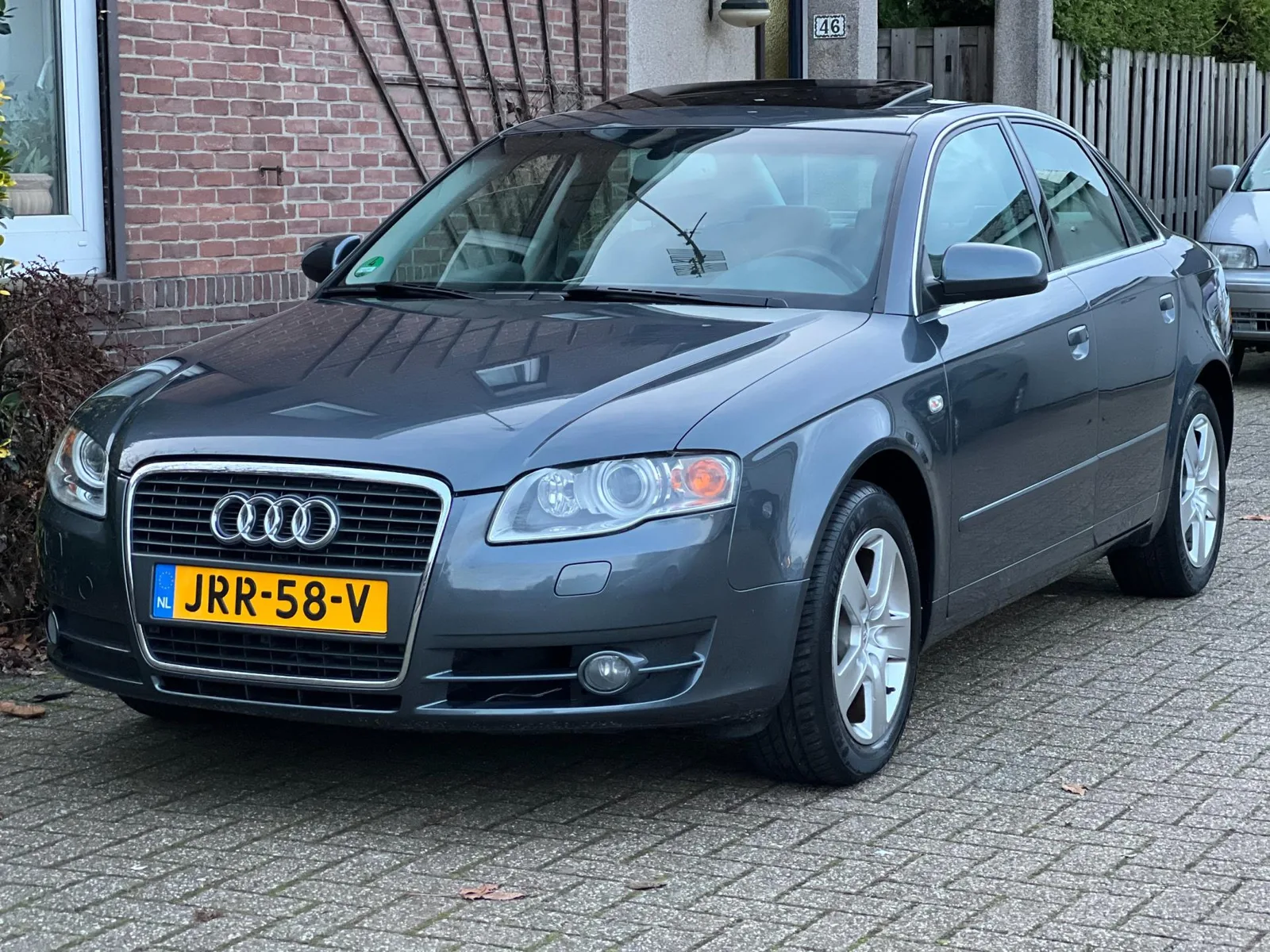 Audi A4 (2005) — foto 1