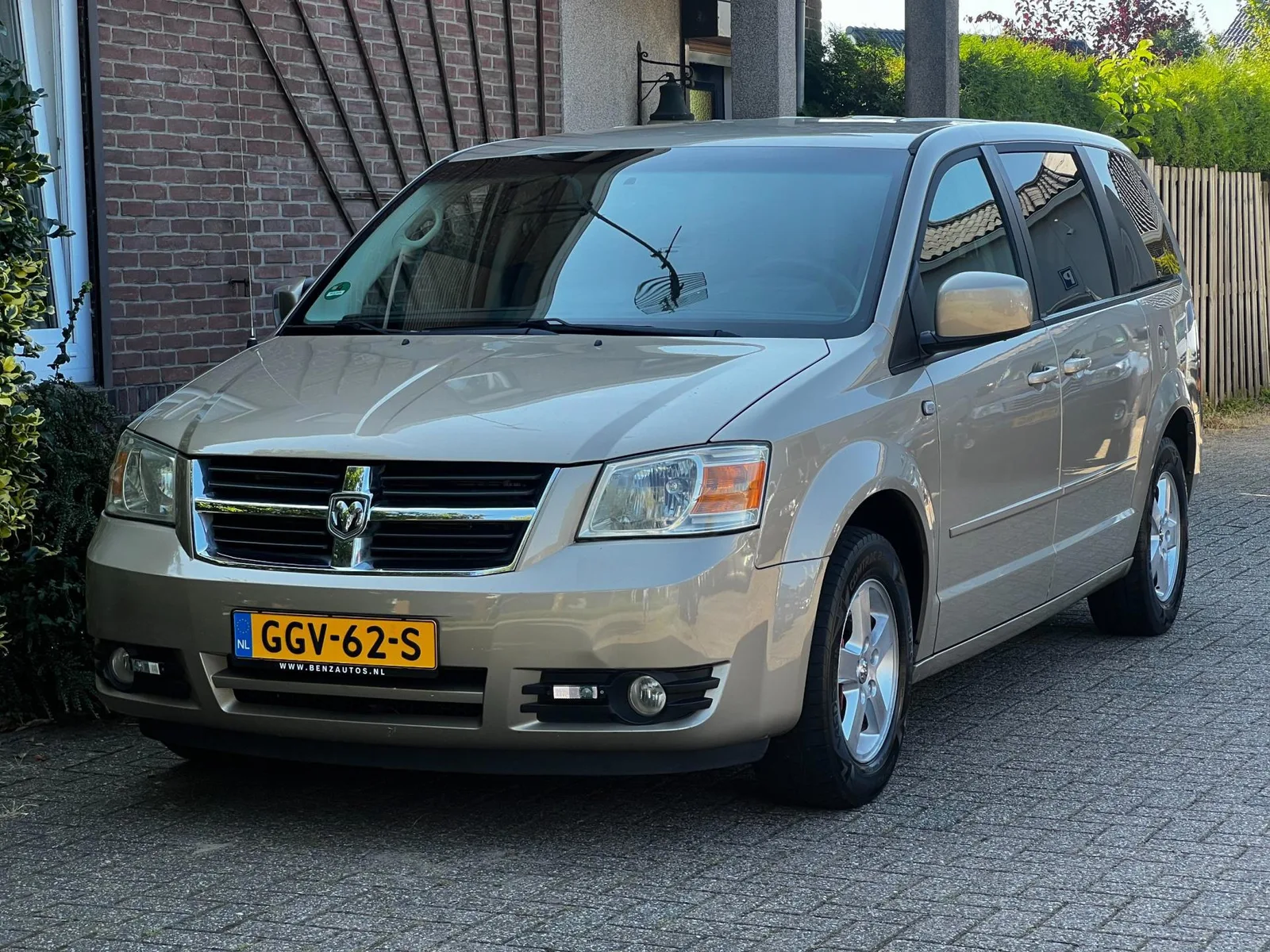 Chrysler Grand Voyager SE (2009) — foto 1
