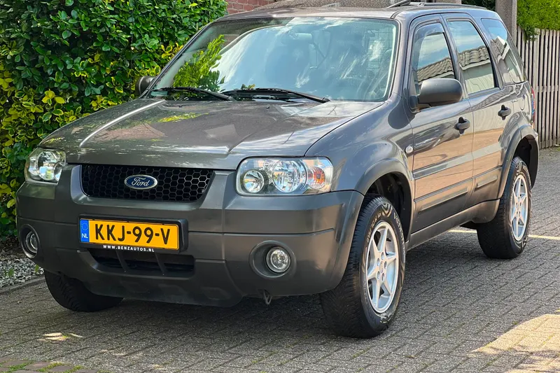 Ford Maverick (2005)