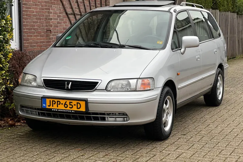 Honda SHUTTLE (2000)