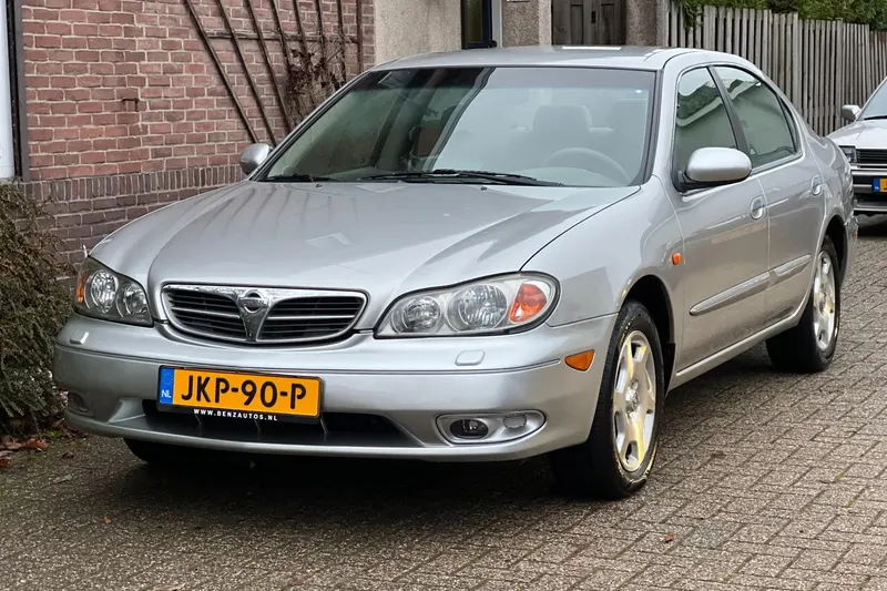 Nissan Maxima QX (2004)