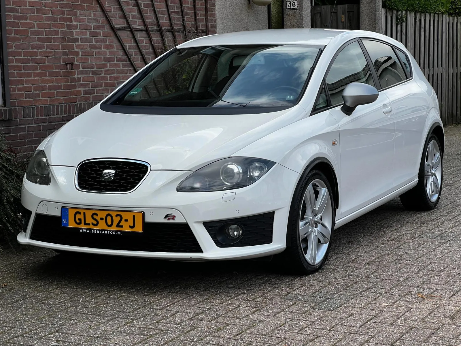 SEAT Leon (2009) — foto 1