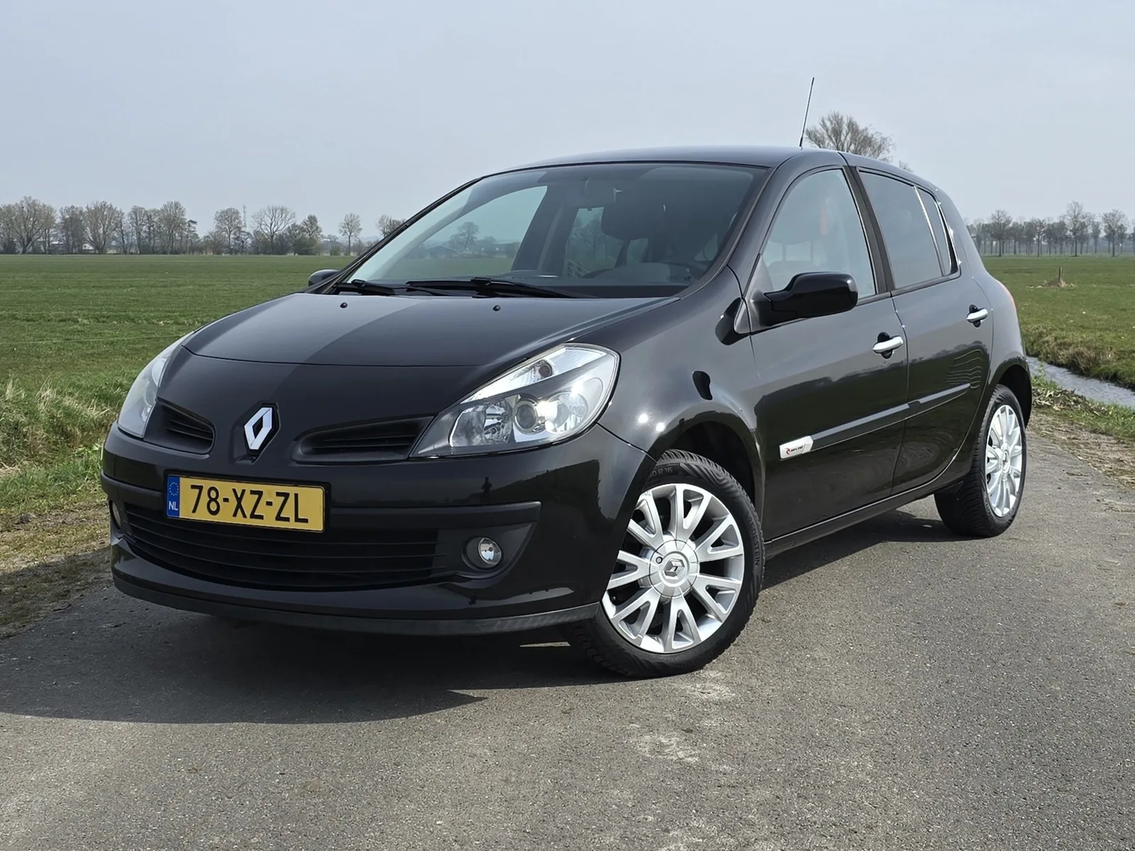 Renault Clio (2007) — foto 1