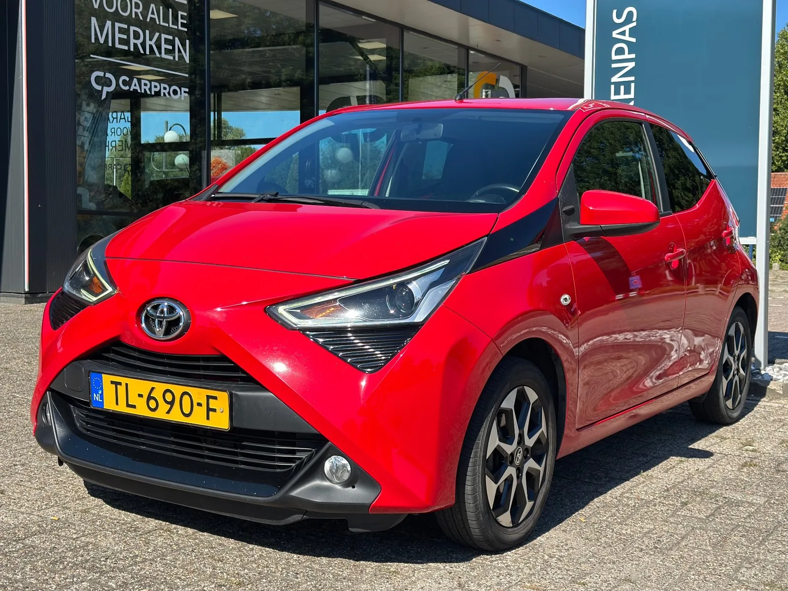Toyota Aygo (2018) — foto 1