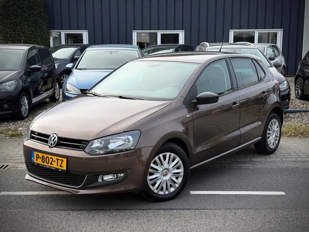 Volkswagen Polo (2012) — foto 1