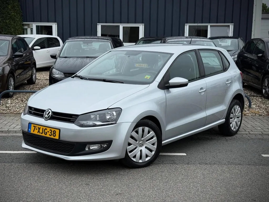 Volkswagen Polo (2012) — foto 1