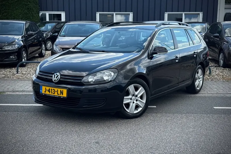 Volkswagen Golf (2010)