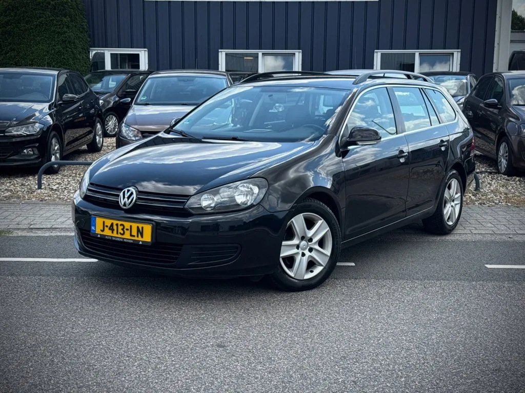 Volkswagen Golf (2010) — foto 1
