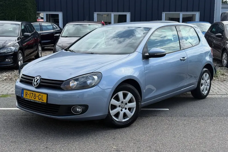 Volkswagen Golf (2010)