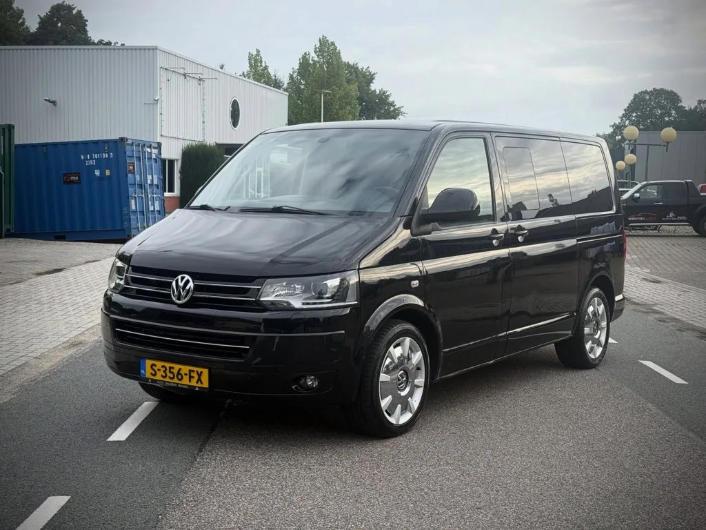 Volkswagen Multivan (2012) — foto 1