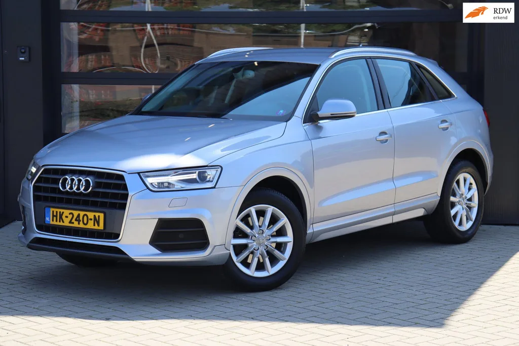 Audi Q3 (2015) — foto 1