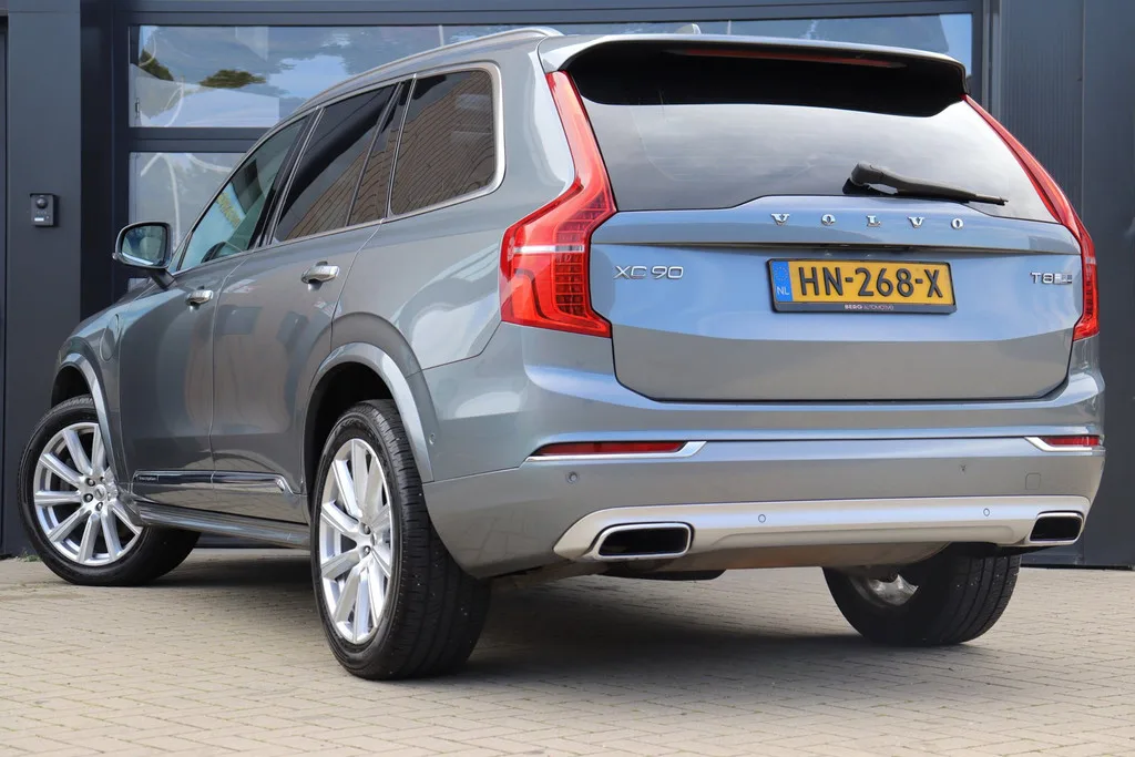 Volvo XC90 (2015) — foto 1