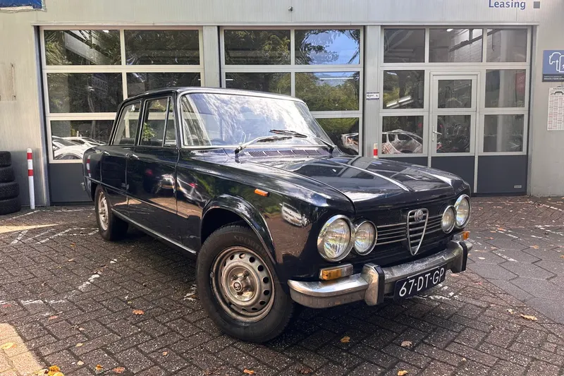 Alfa Romeo Giulia (1973)