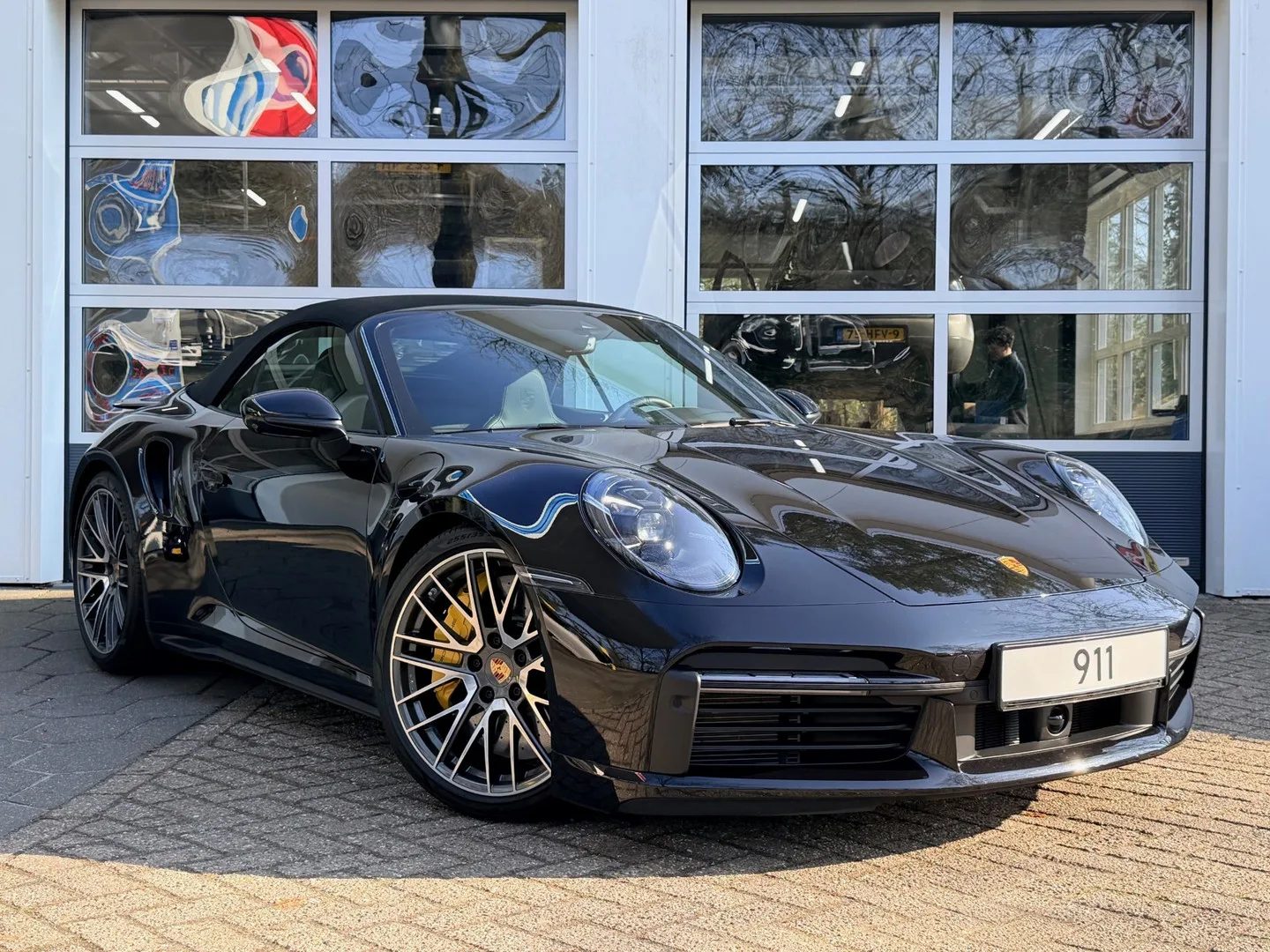 Porsche 911 (2024) — foto 1