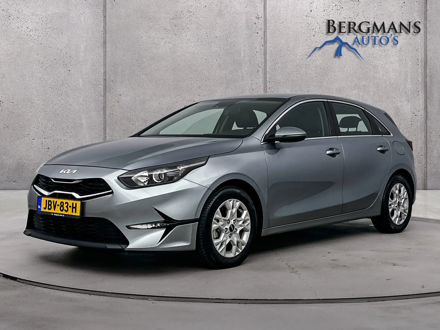 Kia Ceed (2024) — foto 1