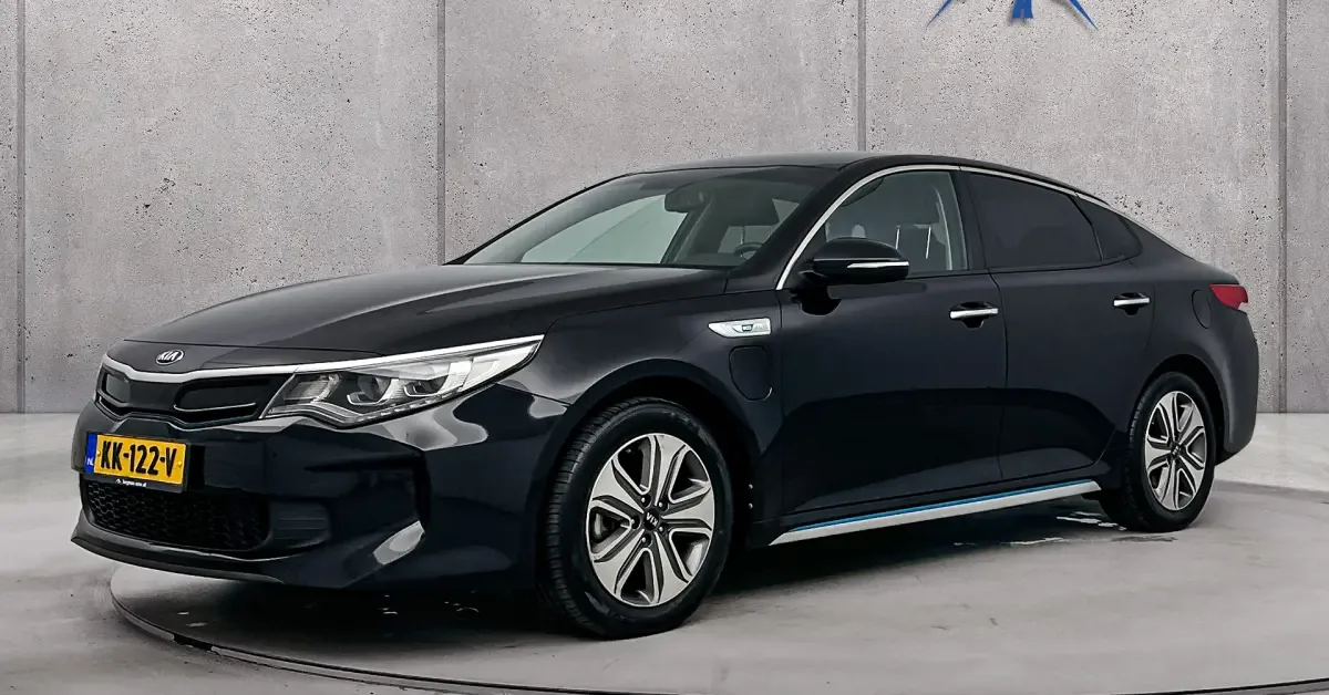 Kia Optima (2016) — foto 1
