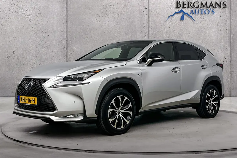 Lexus NX (2017)