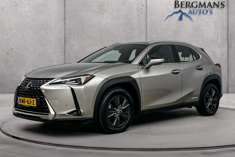 Lexus UX (2019)