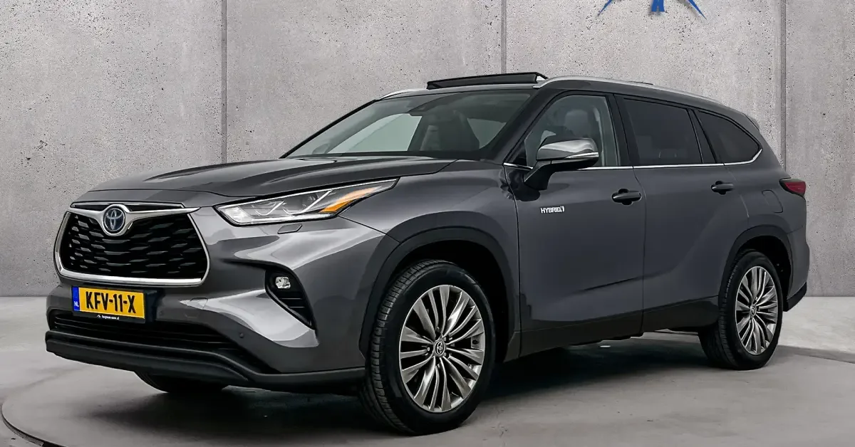 Toyota Highlander (2021) — foto 1