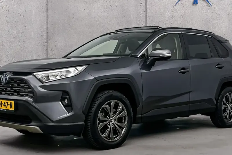 Toyota RAV4 (2022)