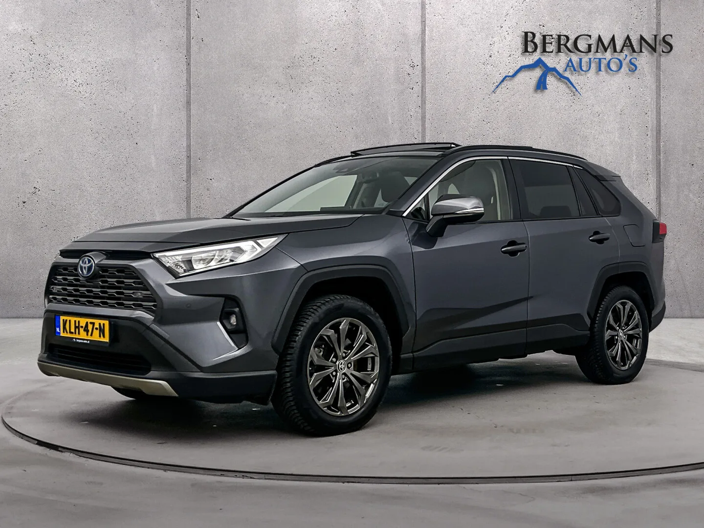 Toyota RAV4 (2022) — foto 1