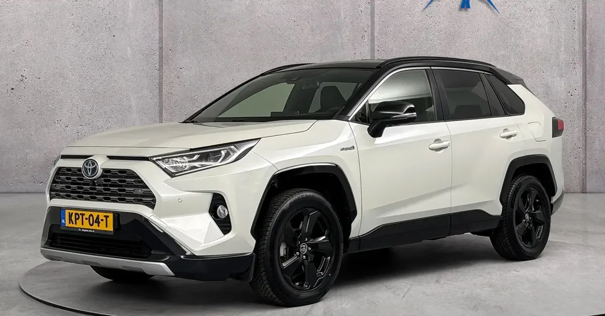 Toyota RAV4 (2020) — foto 1