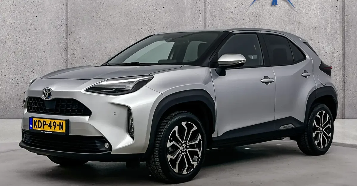 Toyota Yaris (2021) — foto 1
