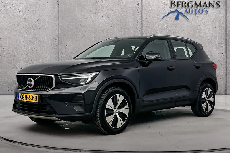 Volvo XC40 (2024)