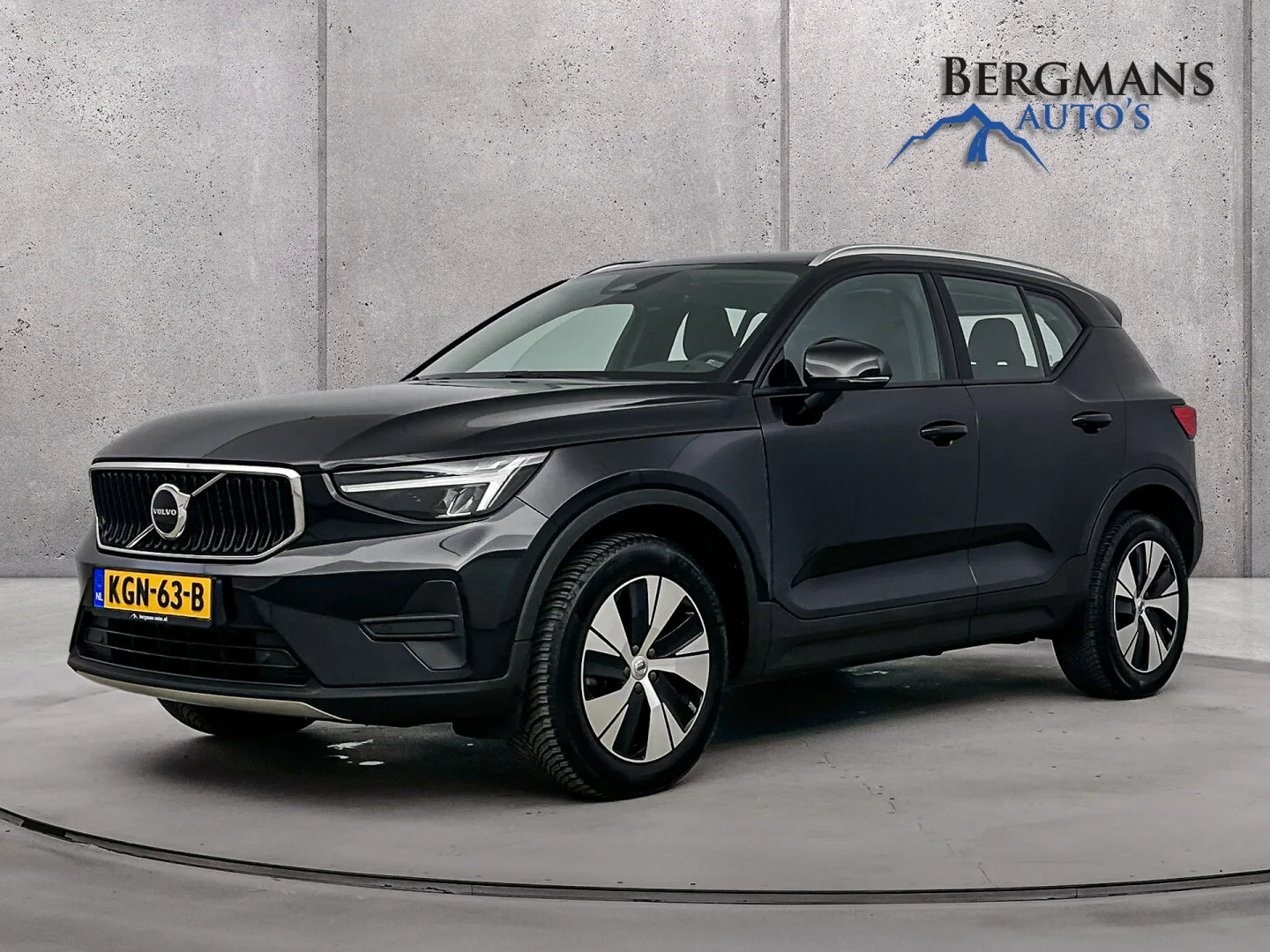 Volvo XC40 (2024) — foto 1