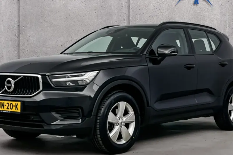 Volvo XC40 (2021)