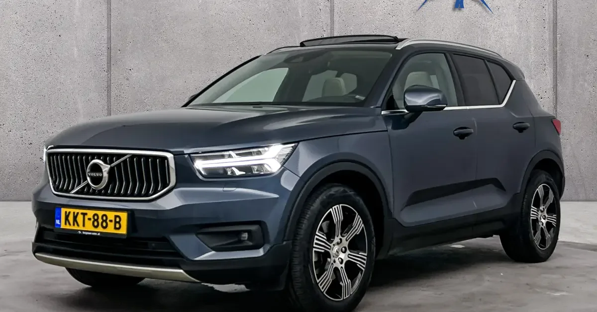 Volvo XC40 (2019) — foto 1