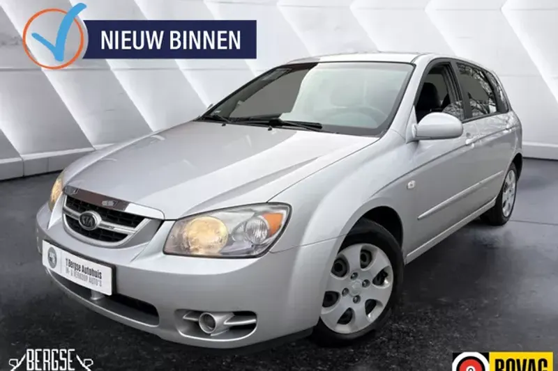 Kia Cerato (2006)