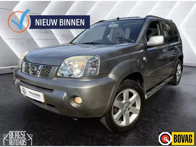 Nissan X-Trail (2006) — foto 1