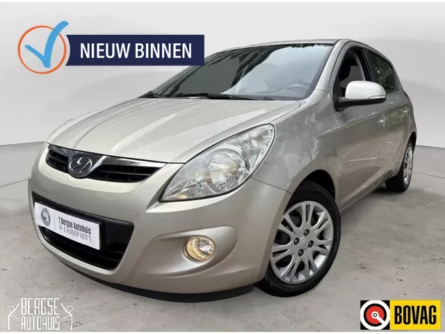 Hyundai i20 (2011) — foto 1