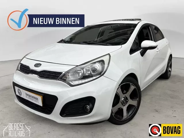 Kia Rio (2012) — foto 1