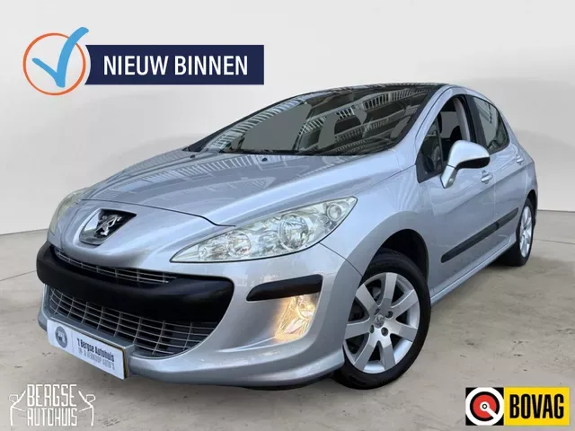 Peugeot 308 (2009) — foto 1