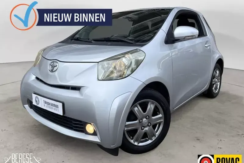 Toyota IQ (2009)