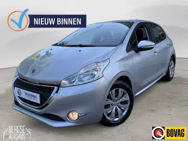 Peugeot 208 (2013) — foto 1