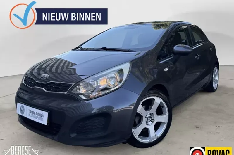 Kia Rio (2013)